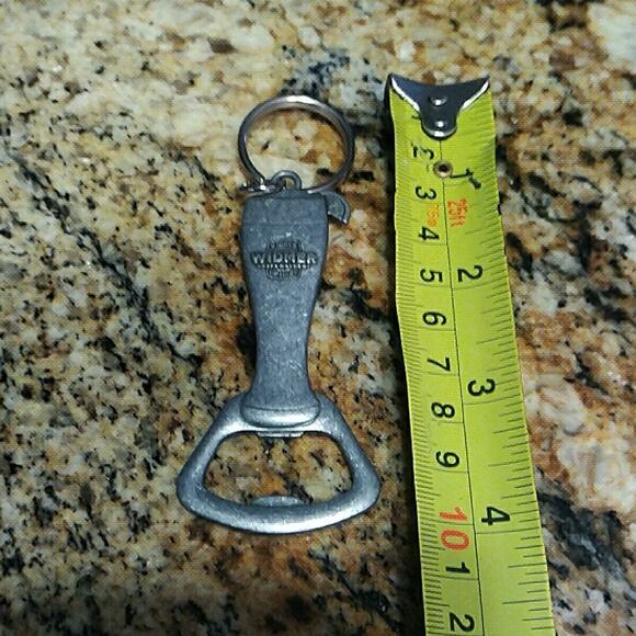 WIDMER BROTHERS BEER Keychain Bottle Cap Opener Key Fob OREGON BREWERY Vintage - Picture 3 of 4